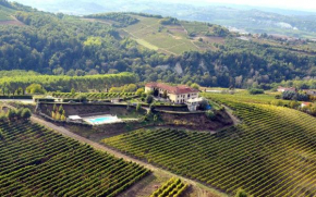  Agriturismo Bricco San Giovanni  Асти